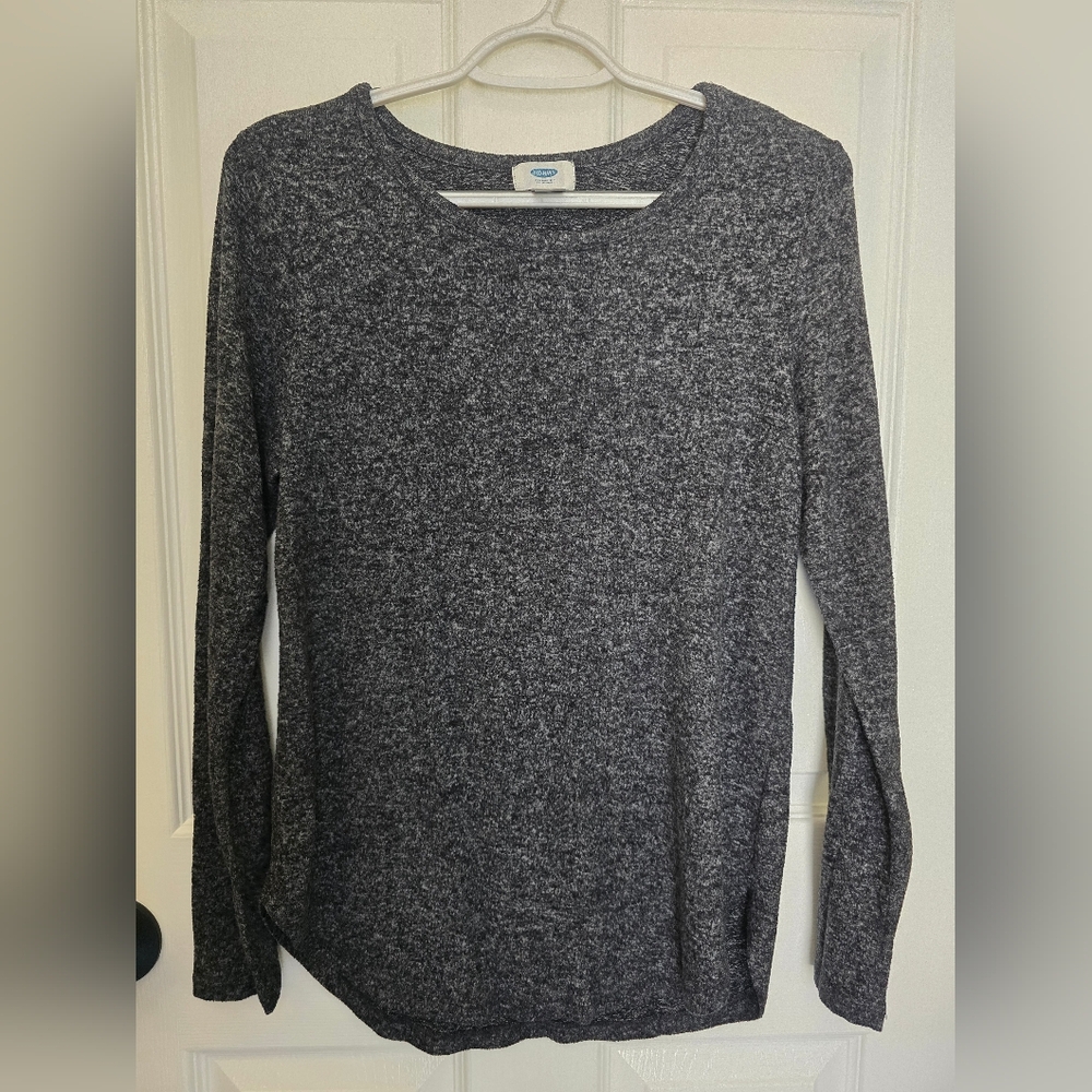 Old Navy Charcoal Women's Crew Neck Sweater